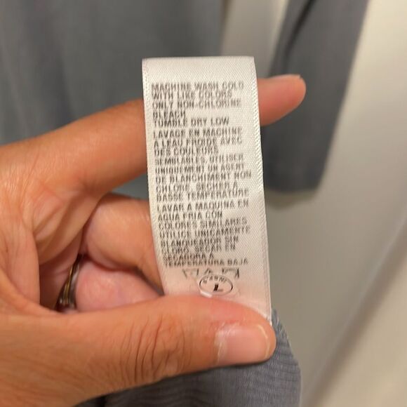 Nwt James Perse woman’s long sleeve gray dress - Picture 13 of 13